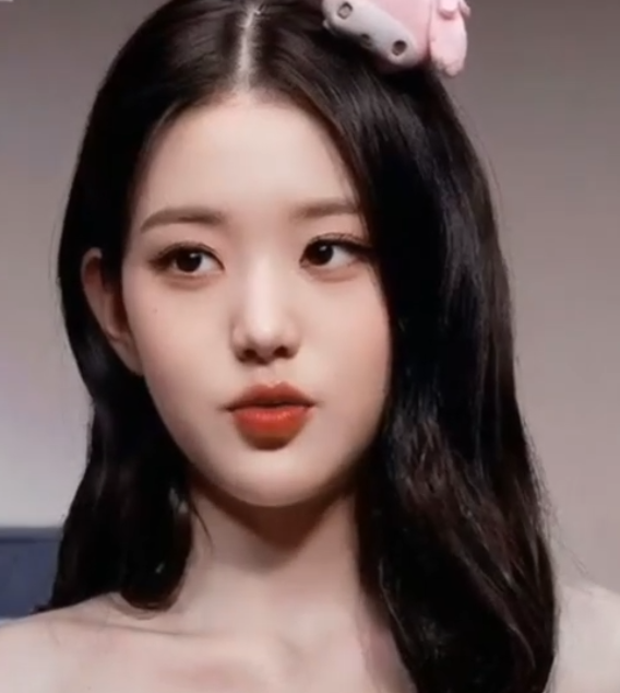 张员瑛AI合集热辣幻想24V20M真带劲