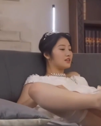 网红景甜AI换脸洞房视频1.9G太顶了