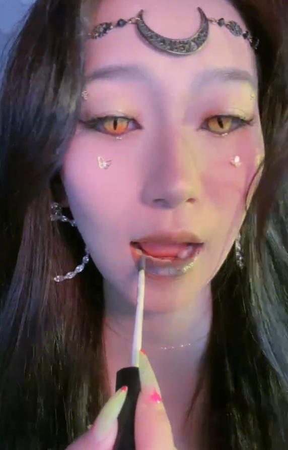 陈莹斯蛇妖魅惑玩物直播1V1.3G超清典藏版