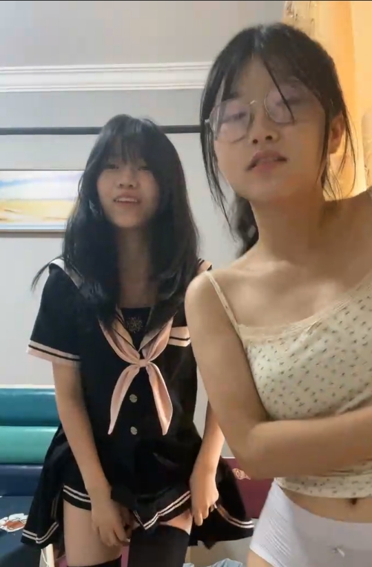 七彩兔酱热舞三部曲3.89G深夜大放送