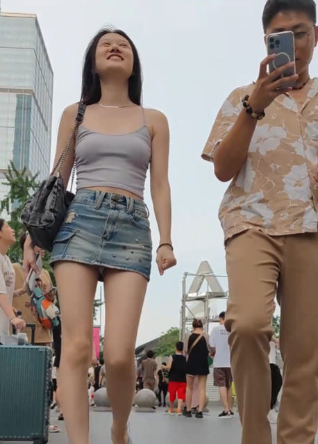 街拍大神KXCD第11季20V合集1.8GB超会挑