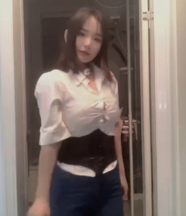 周周乖崽快手热舞22V125MB优质