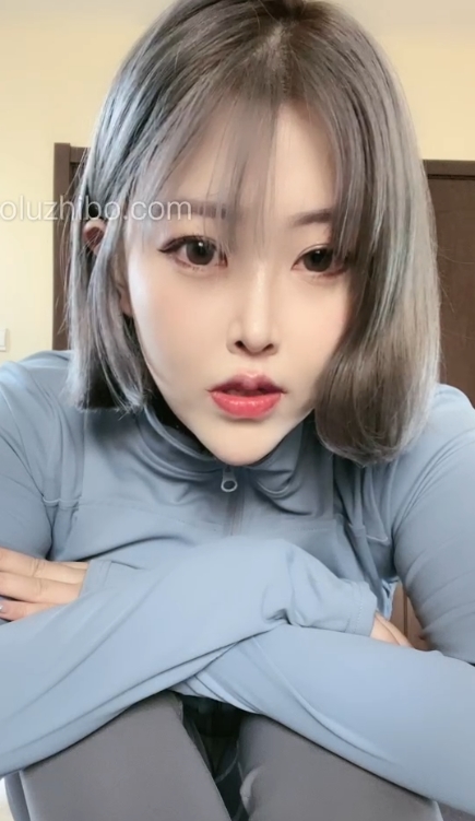 300M太诱人了扶摇殿下蜜桃臀训练1部资源站