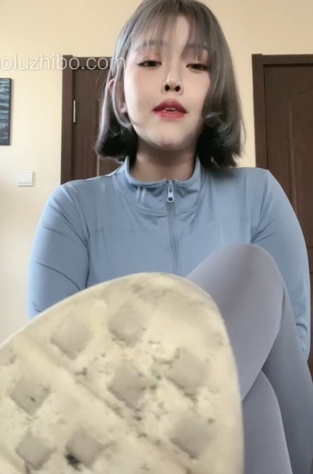 300M太诱人了扶摇殿下蜜桃臀训练1部资源站