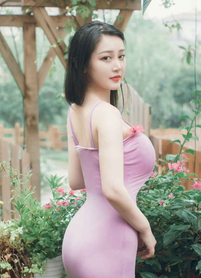 好H好女杀斗鱼热舞37V5.85G蜜桃臀特写