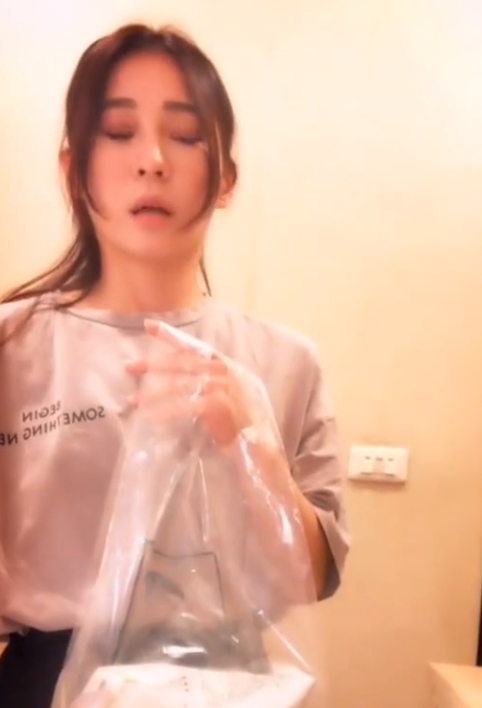 劲爆FunnyG视频合集48部8.75G推特太诱人