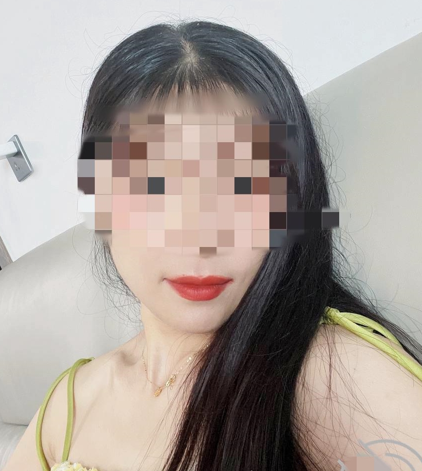 海角雪柔女房东系列28部2.58G微汗