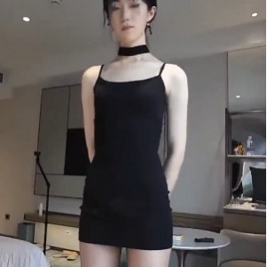 推特妮卡西嗷伪娘视频1部880M太诱人