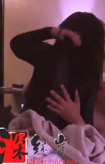 腐猫儿推特绿帽妻子实拍221部25G黄金珍藏