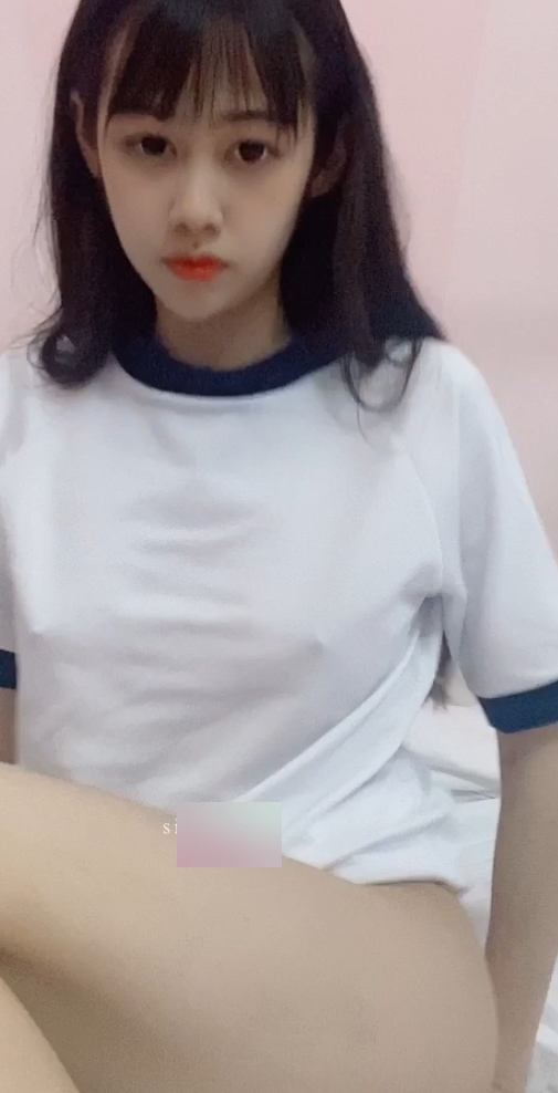 推特江可爱定制特写合集88部50G太顶了