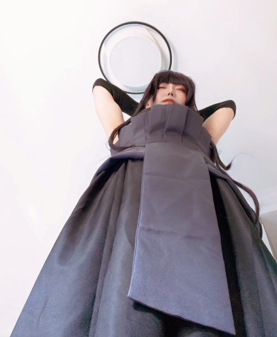 推特Calir_CC人妖视频11部2.75G香艳