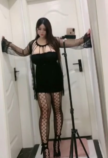 快手小小喻baby热舞私密视频21部269MB太顶了