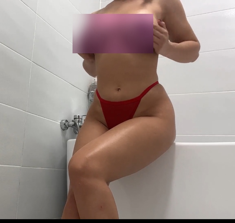 P站Candyluxxx丝袜束缚合集587部110G优质乖乖女