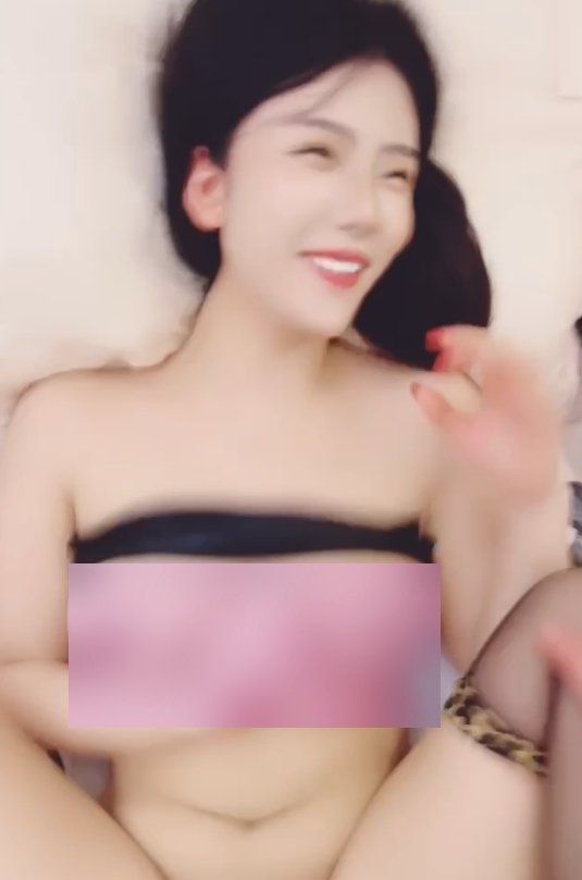 兔娘双人游戏直播91V/81G黑丝御姐超感觉