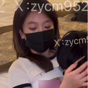 太会玩涡轮增压草莓圈内情侣私拍1部309.7MB
