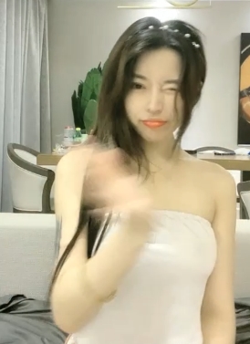 某推大球女神（小雅）稀缺合集