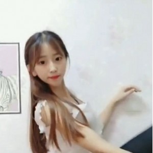 奥利圆妹一字马快手作品441M超火辣